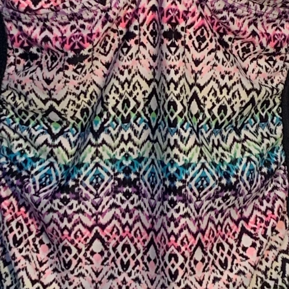 FREE COUNTRY Women's Size S (4-6) Black/Multi-color Print Swimsuit Tankini Top